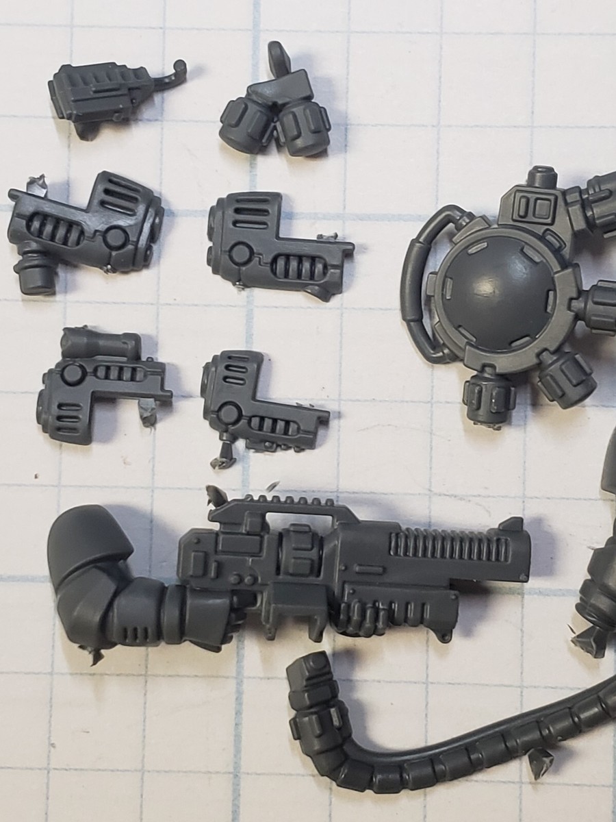 Warhammer 40k Bits: Infernus Pyreblaster + Arms - Random Primaris Leviathan Spare Parts