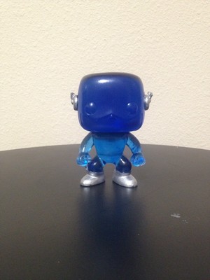 blue lantern flash funko pop