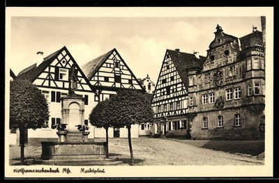 Ansichtskarte Wolframs-Eschenbach /Mfr., Marktplatz mit Brunnen 