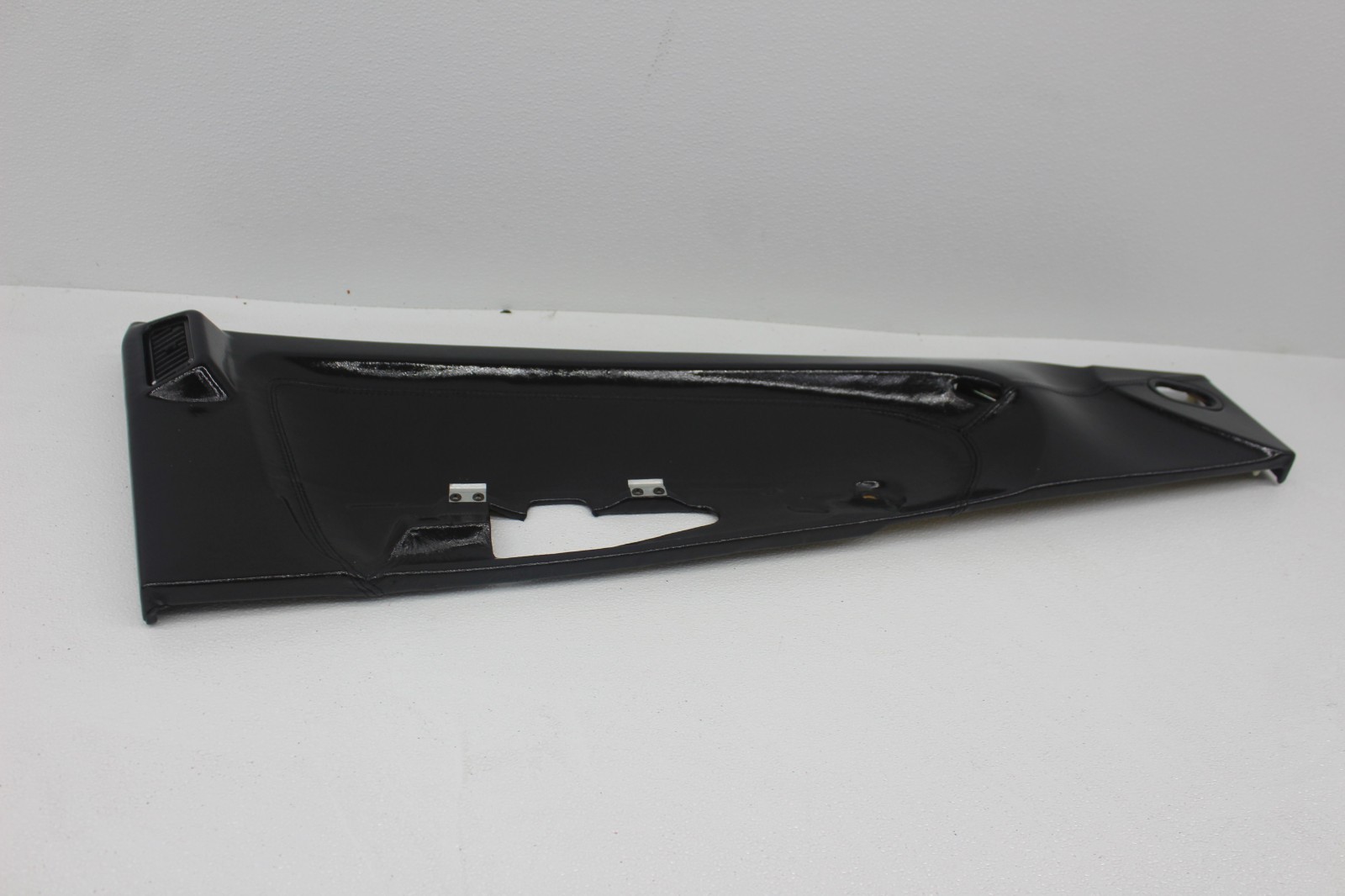 99-01 FERRARI 456 M DRIVER SIDE INNER DOOR SILL TRIM