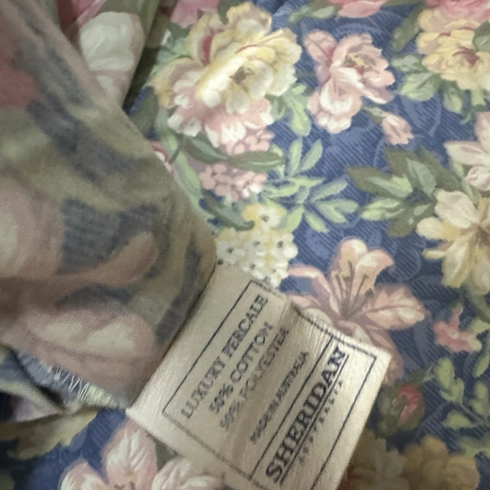 Vintage Sheridan Pillow Cases x 2 Blue Country Roses Percale EUC - Image 4 of 4