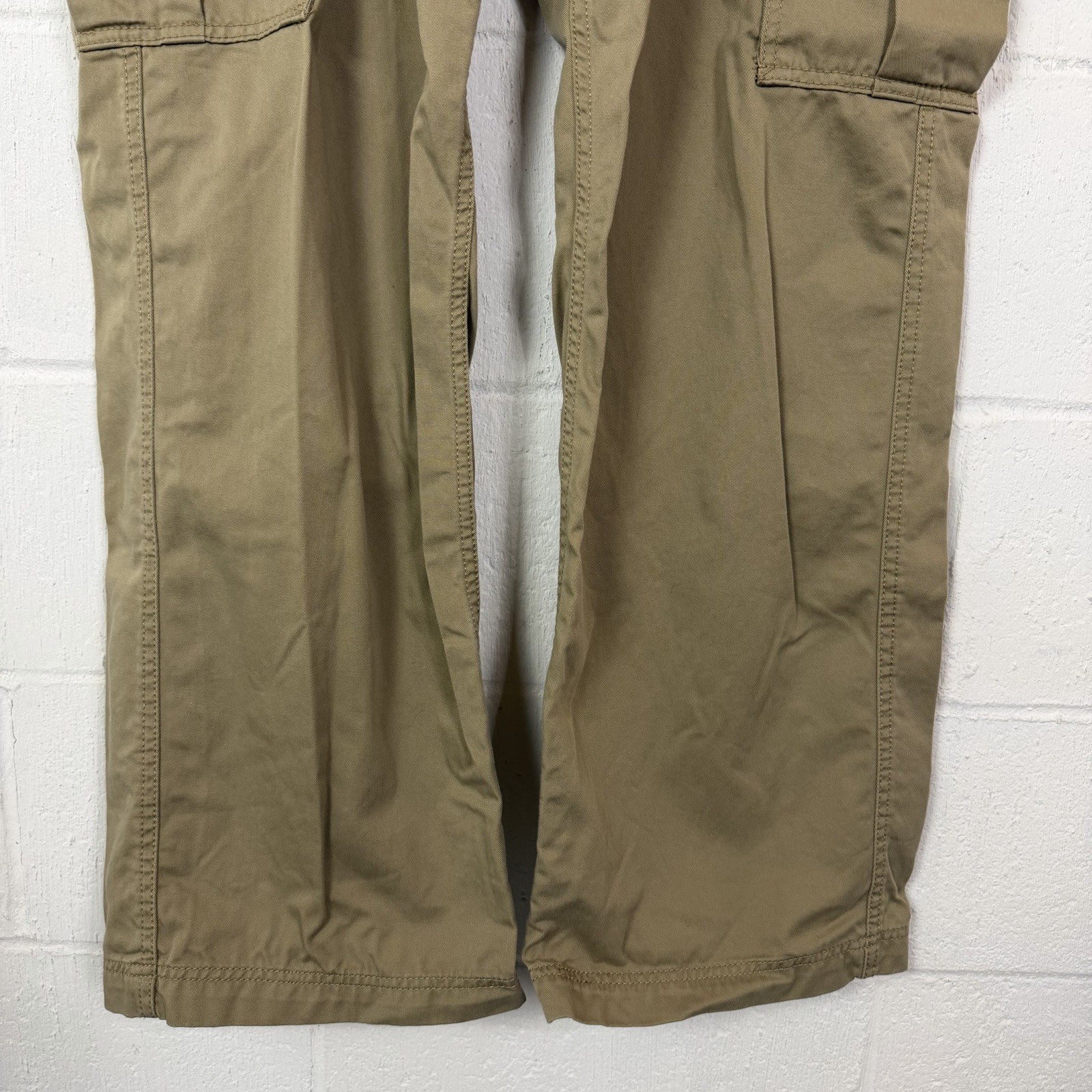 Levi’s Men’s Cargo Loose Straight Khaki Pants Utility Gorpcore Workwear 42 X 32 thumbnail 7