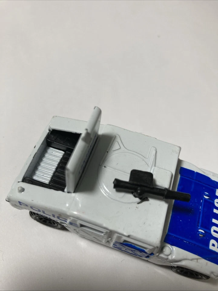 Vehículo de emergencia Tyco Matchbox 1994 White Hummer Police Foto 2 de 4