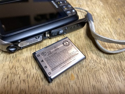 FUJIFILM Digital Camera Finepix Z33 WP 10.0MP CCD Y2k Tested Works