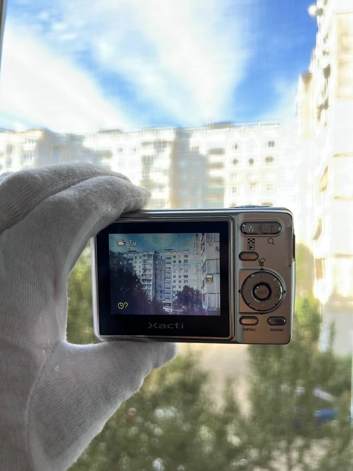 Sanyo Xacti VPC-S70 Compact Y2K Digital Camera 7,1 mp TESTED - Image 4 of 4