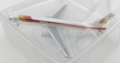 Herpa Iberia Boeing 757-200 Model - 1:500 - 513722 | eBay