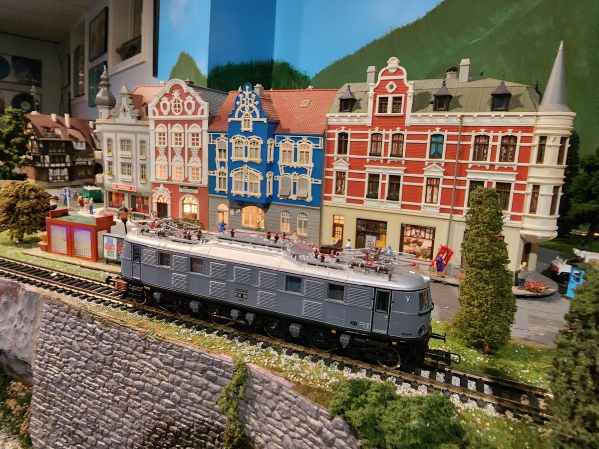 ROCO 43660 MUSEUM EDITION 電気機関車 HOゲージ 中古 T9151414