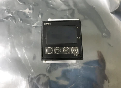 OMRON E5CN-Q2HBT  TEMPERATURE CONTROLLER
