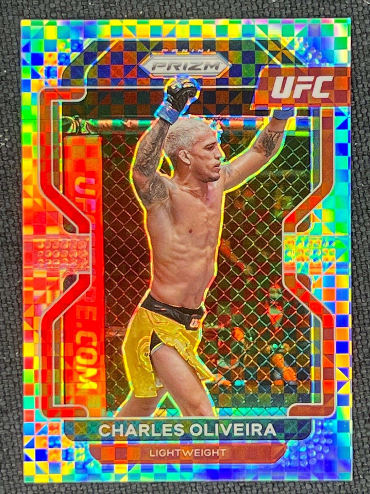 2022 Prizm UFC Lucky Envelope Checker #189 Charles Oliveira 1/8