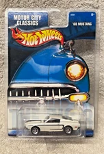 '68 MUSTANG white motor city classics 2002 hot wheels NEW