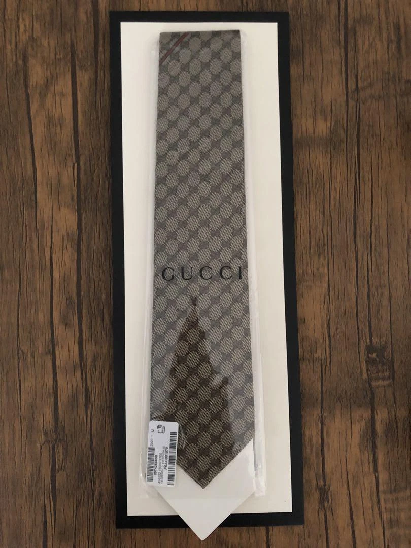 Cravate authentique GUCCI gucci véritable soie multicolore 100 % luxe fabriquée en Italie Z10