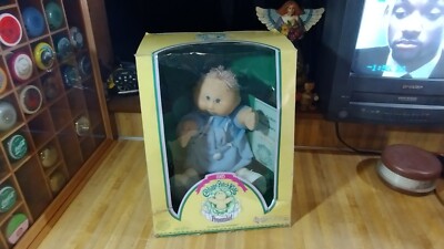 Cabbage Patch Preemie Doll Corwin Clyde ,1985,box,papers,march of dimes,new!