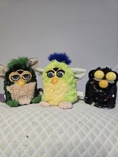 2 Working Refurbished Furbys, 1 broken furby taken apart