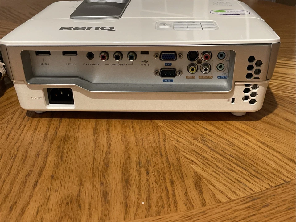 BenQ W1070 DLP Projector - Low Lamp Hours - White Spots - Image 2 of 4