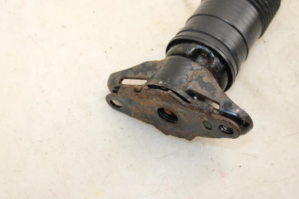 Amortiguador trasero izquierdo Bilstein OEM MT93 Jeep Grand Cherokee SRT8 2012-2015 Foto 3 de 4