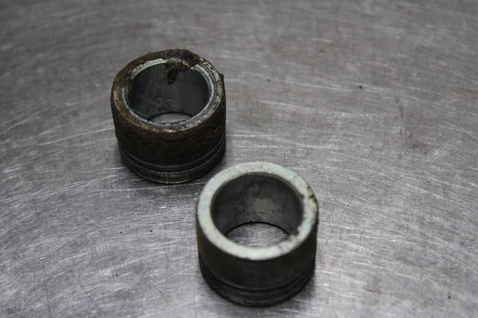 14-16 HONDA CBR650F CBR650 Front Wheel Axle Spacers Foto 3 de 4