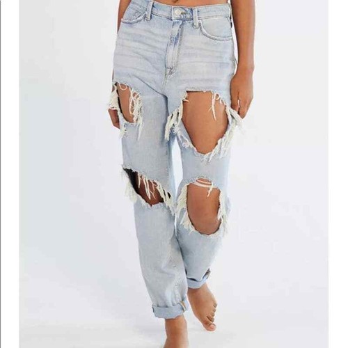 High Rise Mom Jeans Distressed Blue 