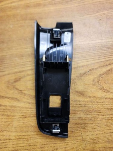 Driver Front Door Switch Driver's Window Fits 15-19 SUBURBAN 1500 401788 - Picture 4 of 12