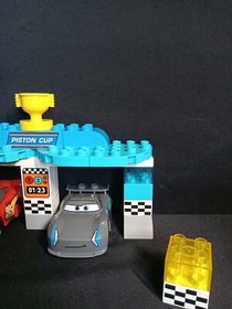 LEGO Duplo 10857 CARS 3 Piston Cup Race  2017 RETIRED 