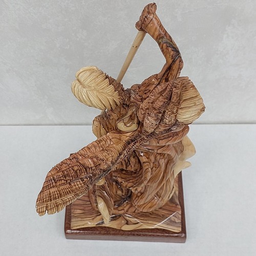Figura de artista de madera de olivo de San Miguel hecha a mano Belén 14,17*4,5*5,90 pulgadas - Imagen 11 de 13