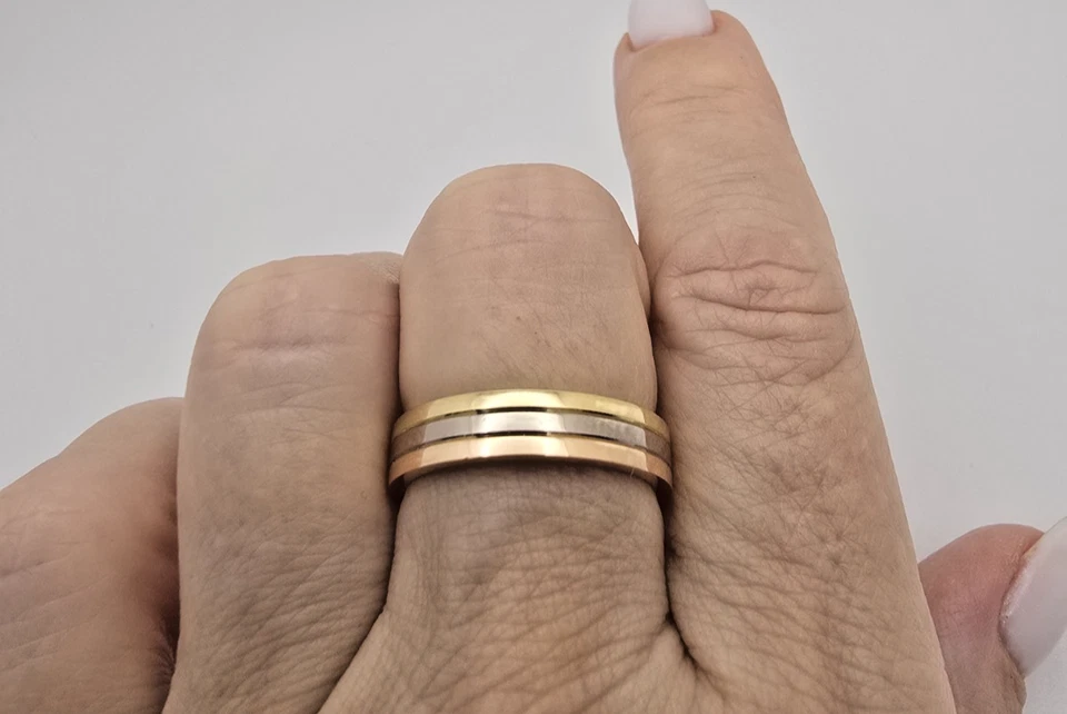 Authentic Cartier Vendome Louis 18 Tri Color Gold Ring, sz 59, US sz 8,75 - Image 3 of 4