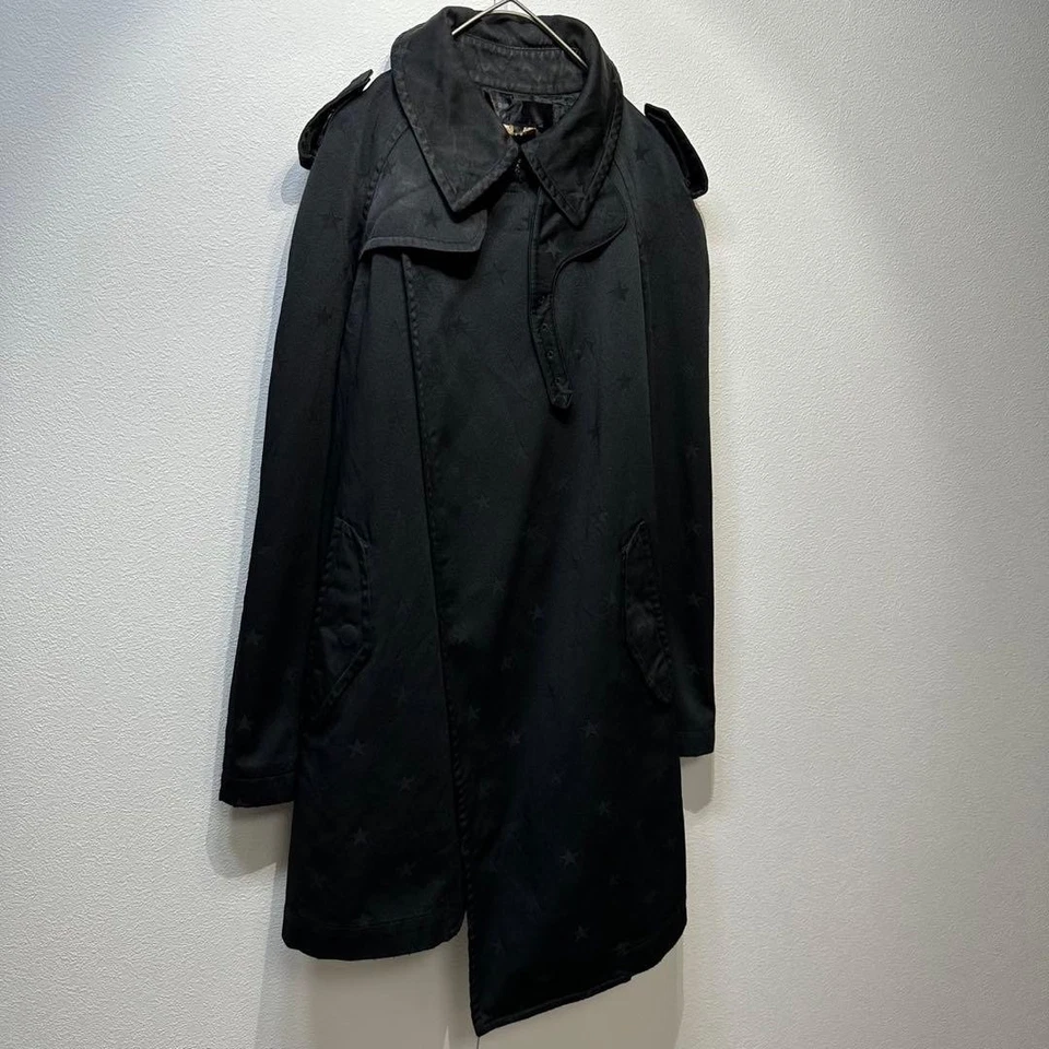 Gabardina para mujer 14AW Comme des Garcons negra patrón de estrellas poliéster encogido Foto 2 de 4