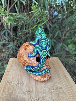 Huichol Beaded Lizard Sculpture Mexican Folk Art Peyote Vision Gecko On Skull 6 