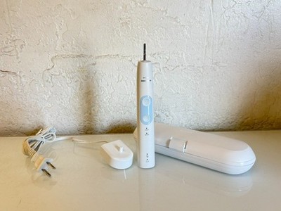 Philips Sonicare Optimal Clean  Rechargeable Sonic Toothbrush- HX686P Y