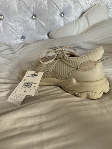 Size 8 - Limited Edition Ozweego Originals - Clear Brown - Picture 2 of 8