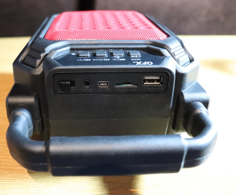 QFX PBX-2 Portable Bluetooth Speaker with LED Party Light - Image 4 of 4