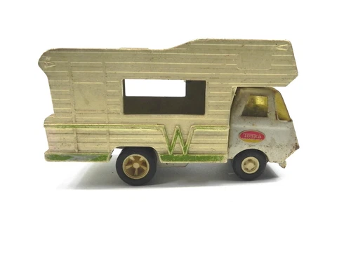 VINTAGE USED 1970'S TONKA WINNEBAGO PRESSED METAL MINNIE WINNIE 6 INCHES LONG