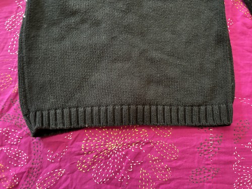 Boys Carter Black Snowflake Random Print Holiday Winter CardiganSweater. Size 6 - Picture 14 of 20