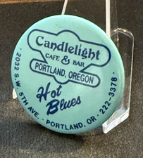 Vintage Candlelight Cafe & Bar Hot Blues Portland Oregon Button Pinback Closed