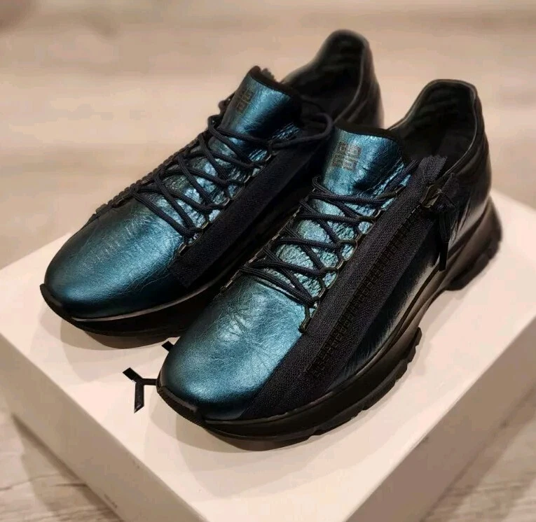 Givenchy — Givenchy Mens Spectre Blue Silver Soft Leather Runner, Size 9US (42 EUR)