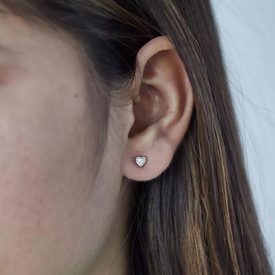 14K Two Tone Gold 1.00Ct Heart Cut Certified Lab Grown Solitaire Stud Earrings - Image 2 of 4