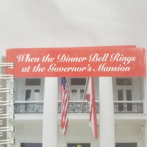 When The Dinner Bell Rings At The Governor's Mansion Signed Cookbook Patsy Riley - Picture 2 of 11