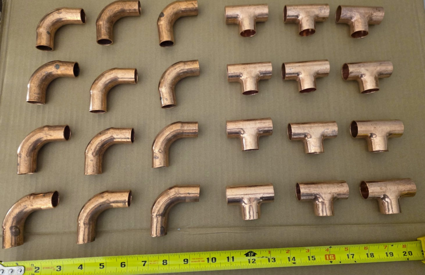 Lot of 24 Copper Sweat Fittings 90° Elbows & Tees 3/4" HVAC Refrigeration Plumbi