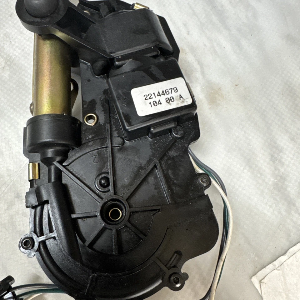 Antena de alimentación Cadillac Deville Seville Eldorado 1992-2002 OEM GM-22144293-PIEZAS Foto 3 de 4