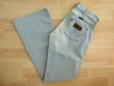 tolle WRANGLER Flared Damen Jeans, Retro, helle Waschung, Gr. W 27 L 30, TOP!