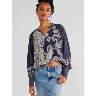 Free People We The Free T-Shirt Boho Bleu Paisley Imprimé Hi-Low Taille S - Photo 1/4