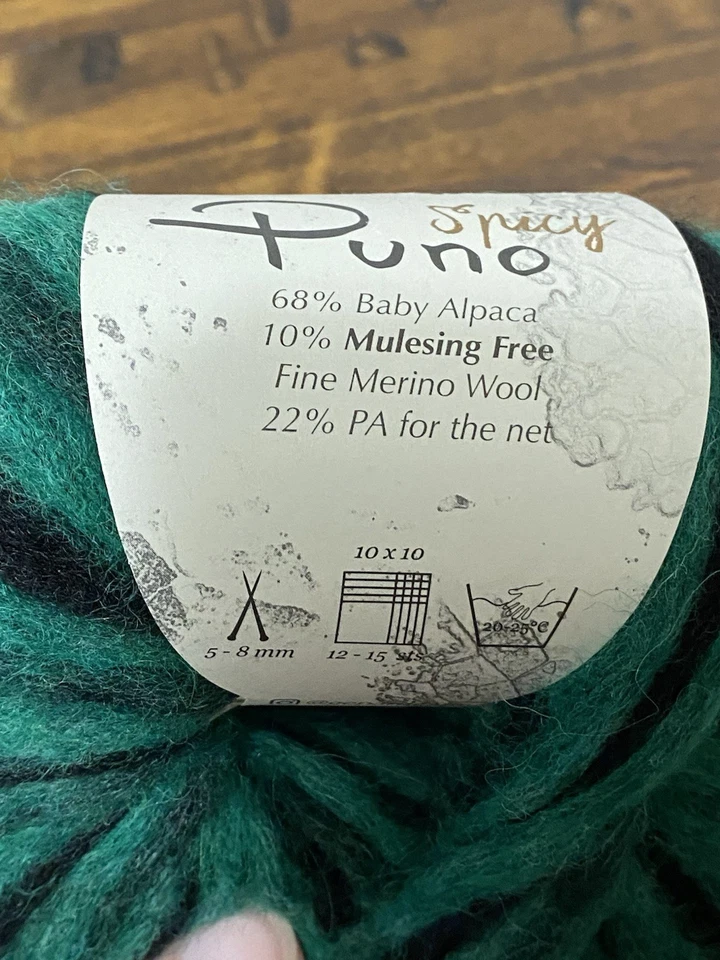 PUNO Gepard Spicy Baby Alpaca and Merino Wool yarn 50g/110 m-Forest Green/Black - Image 3 of 4