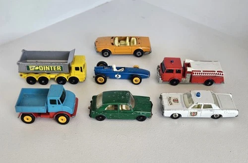VINTAGE LESNEY MATCHBOX DIECAST CARS TRUCKS LOT ENGLAND (MB6)