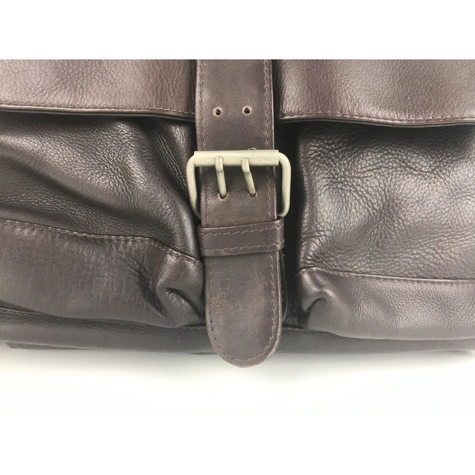 Сумка через плечо Latico Warner Brothers сумка-мессенджер натуральная кожа с темно-коричневой пряжкой - Изображение 3 из 4