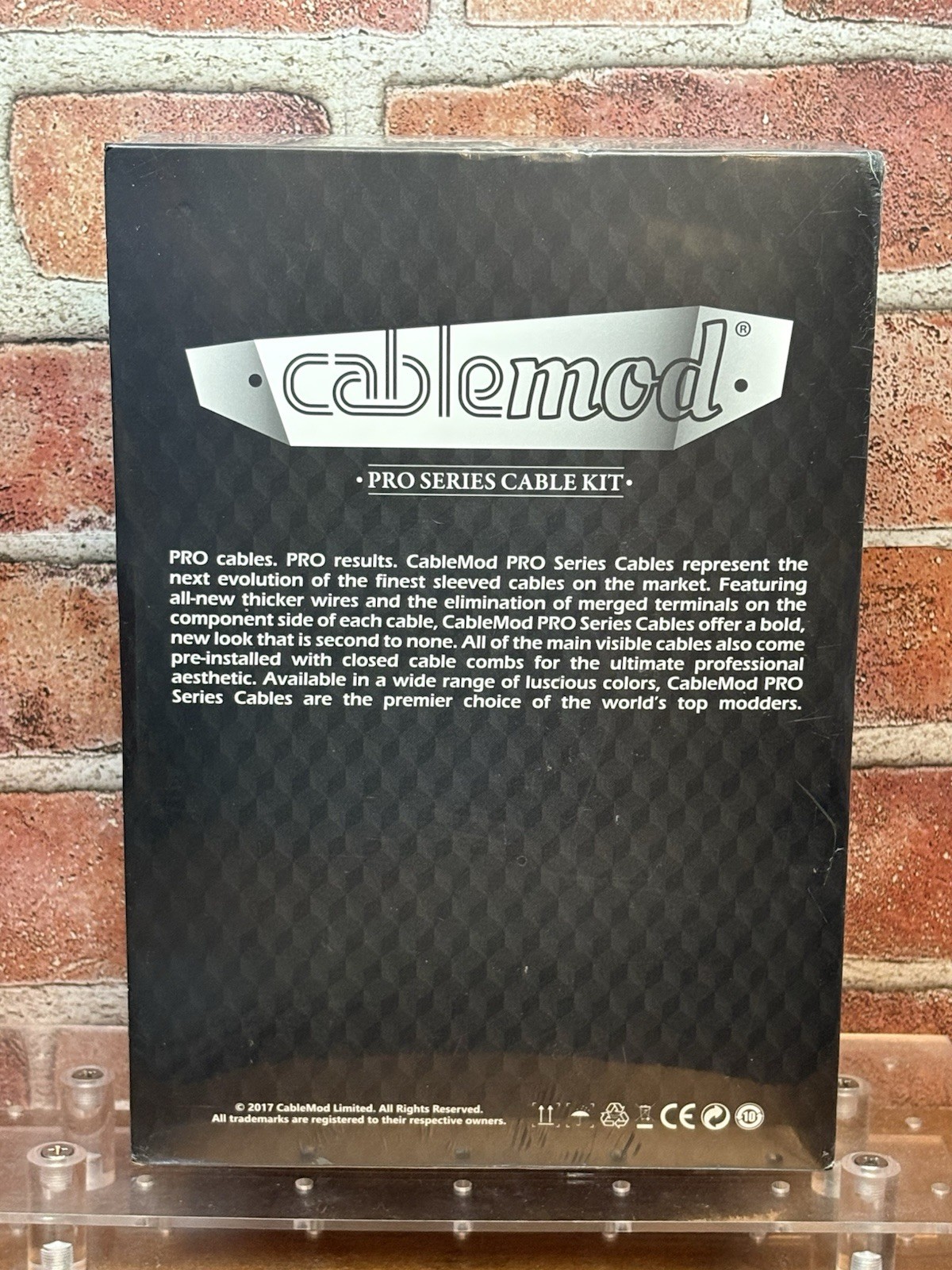 CableMod C-Series Pro ModMesh 12VHPWR, CM-PCSR-16P3KIT-NKKR-R, Black/Red SEALED