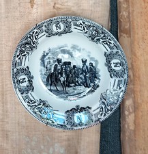 Assiette murale décorative Napoléon Boch Frères 1814