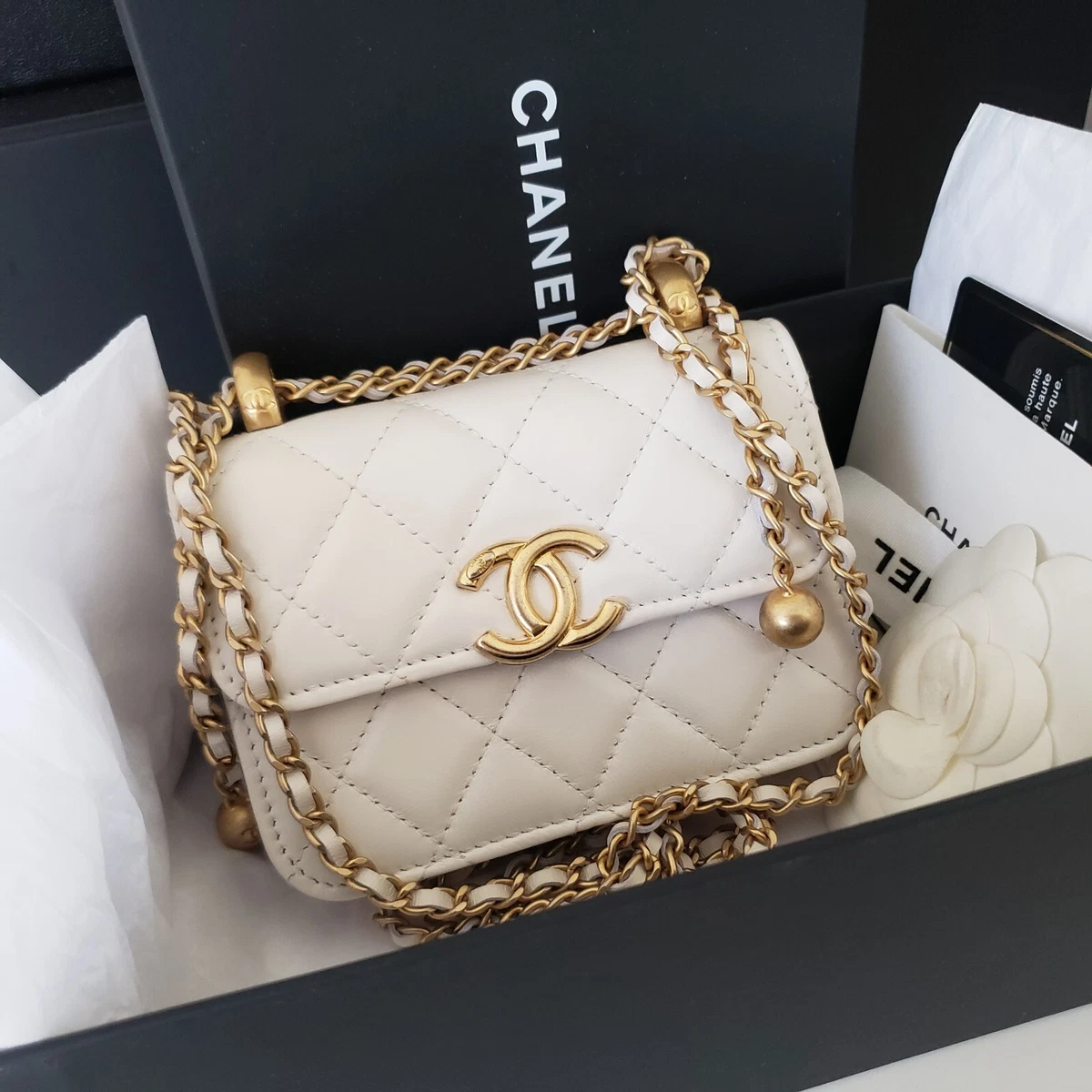 Chanel Zip Coin Purse Quilted Caviar Gold-tone Black in Caviar