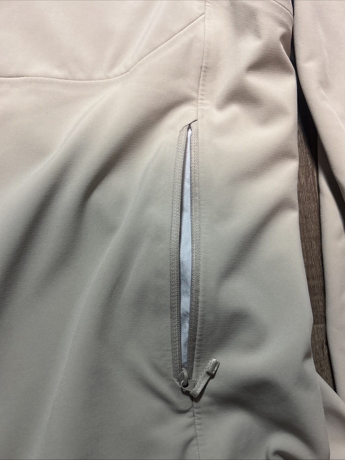 Arc'teryx Men's Gamma MX Hoody size Medium Rune Color Never Worn image 4