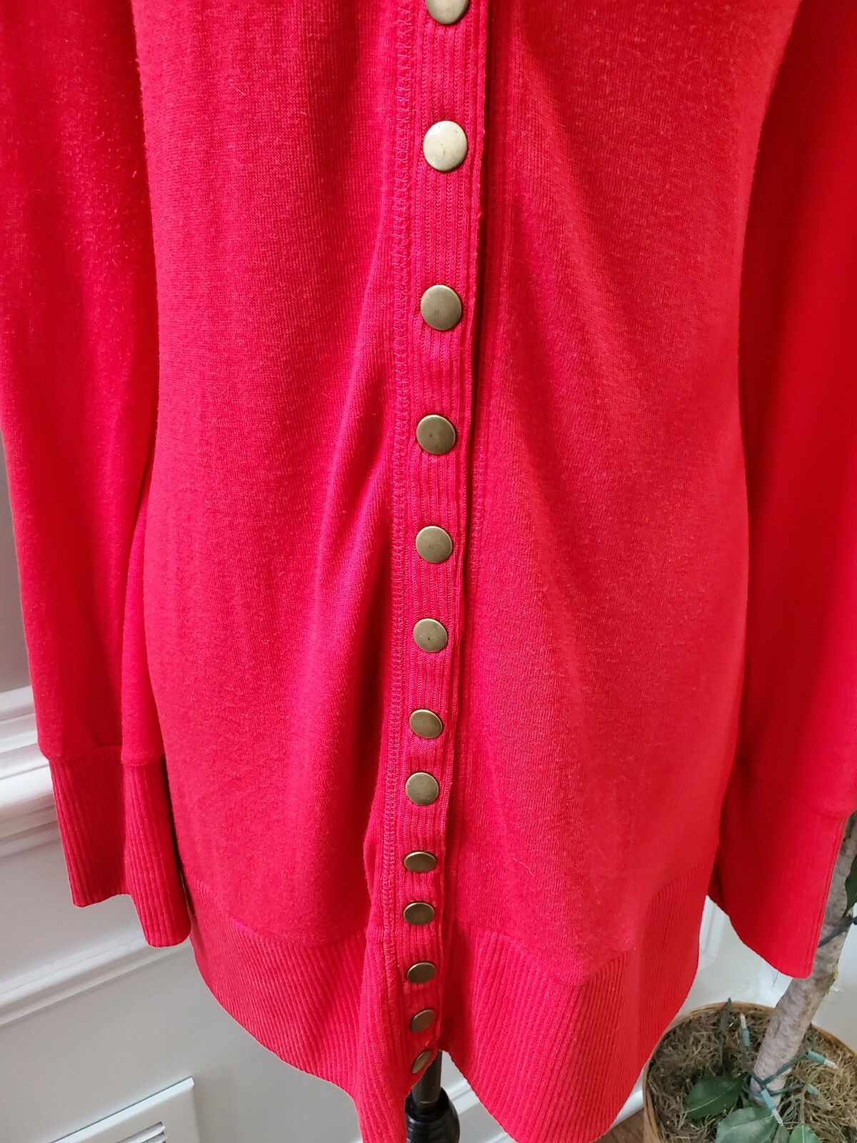 Zenana Women's Red Solid Polyester Long Sleeve V-… - image 4