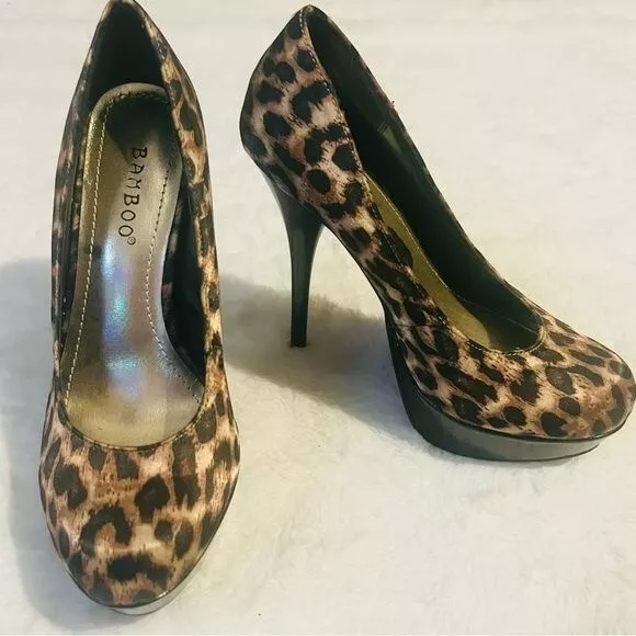 Bamboo Leopard Cheetah High Heel Platform Pumps Size 5.5 Animal Print