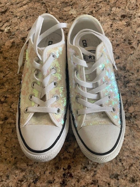 Womens converse chuck taylor clearance lo iridescent sequin sneaker